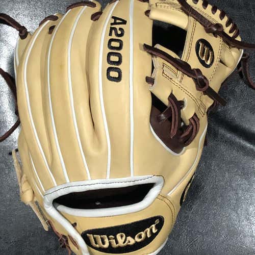 Brown New Infield A2000 1786 11.5" **NO TRADED** (NEED TO GET RID OF QUICK)