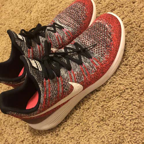 Nike mens Running Shoes