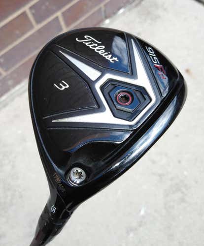 Titleist 915 Fd RH Stiff Flex 3 Wood