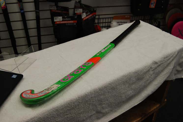 NEW GRAYS GX2500 35” field hockey stick
