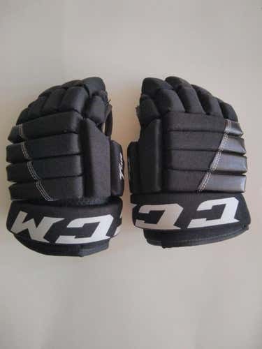 New Black 10" Junior CCM Tacks 4 Roll Gloves (Make An Offer)