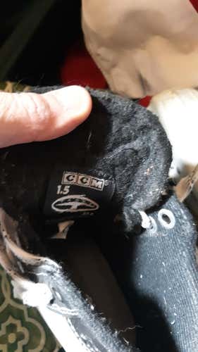 Used Junior CCM Goalie Skates Size 1.5