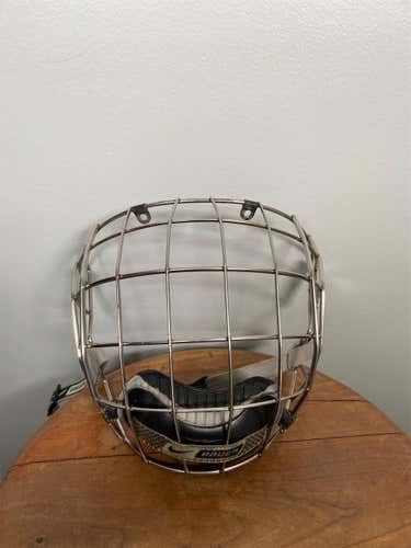 Nike Bauer Cage