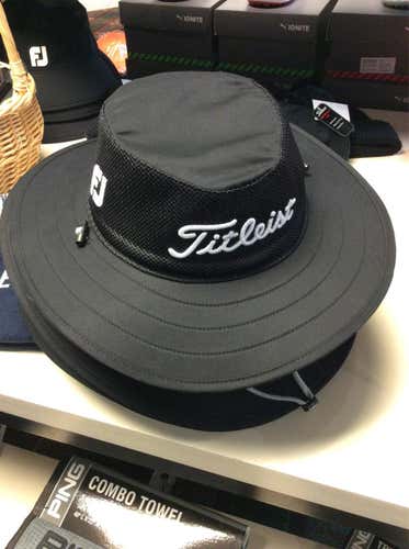 Adult One Size Fits All Titleist Aussie Hat