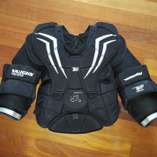 Senior Used Large Vaughn Velocity V7 XF Pro Carbon Chest and Arm Protector