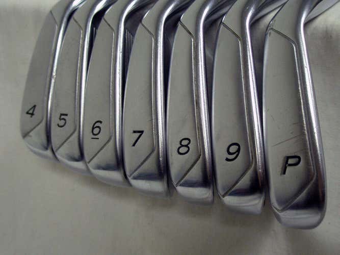 Taylor Made R11 Irons Set 4-PW (Steel KBS, STIFF, LEFT-HANDED) Golf Clubs