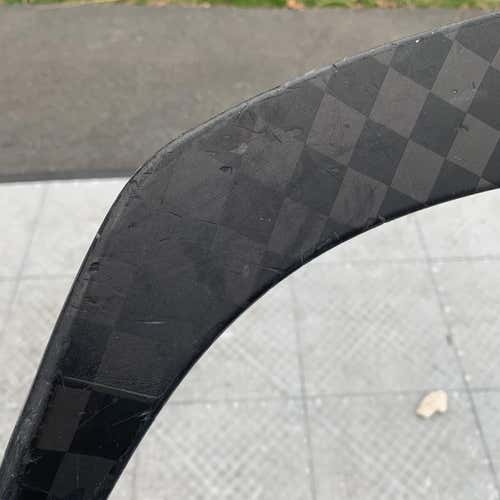 Used Right Handed Nexus 1N Mid  Hockey Stick