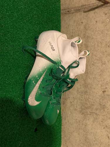 NEW Adult 9.5 (Women's 10.5) Nike