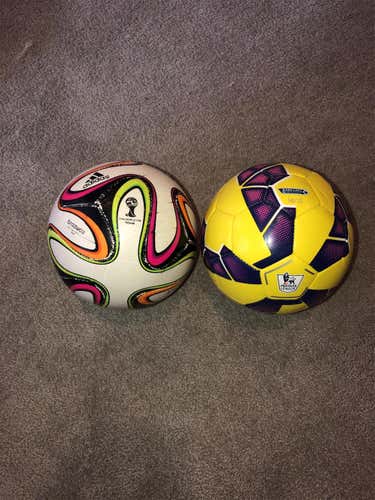 Two Pack Of Mini Soccer Balls Size 1