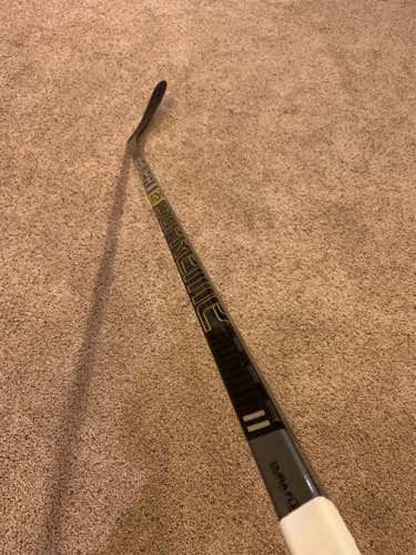 Used Right Handed Supreme 2S Pro Mid  Hockey Stick