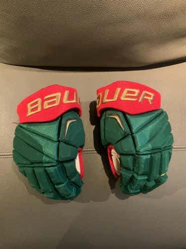 NHL Wild Pulkkinen Bauer APX2 Pro 14" Pro Stock
