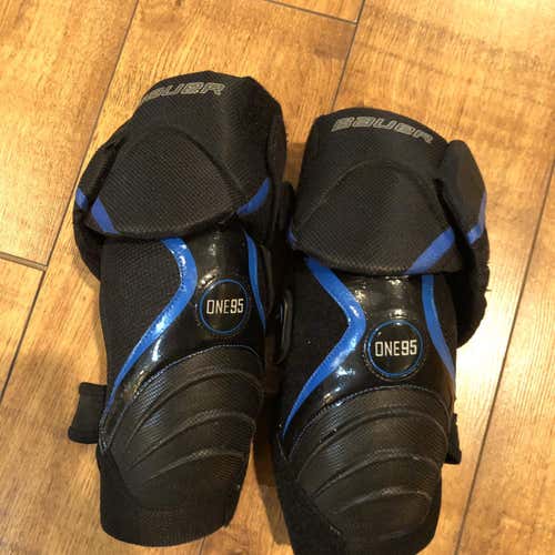 Used Large Bauer  Elbow Pads