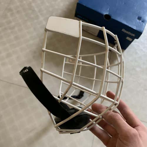 Used Small CCM FM580 Full Cage
