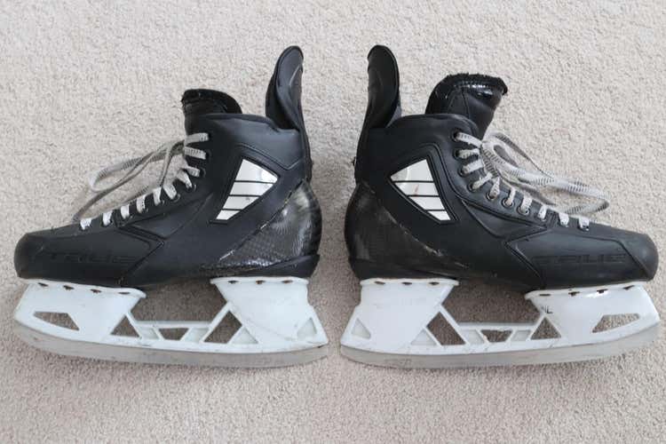 Pro Custom True Hockey Skates Size 8 with StepSteel and Superfeet