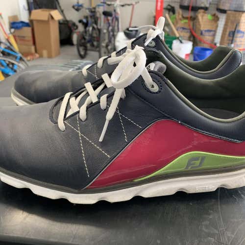 Men's 11.5 (Women's 12.5) Footjoy Golf Shoes