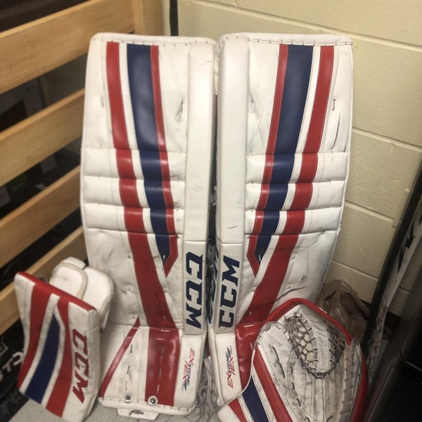 White Used 35" Regular Extreme Flex II Goalie Full Set