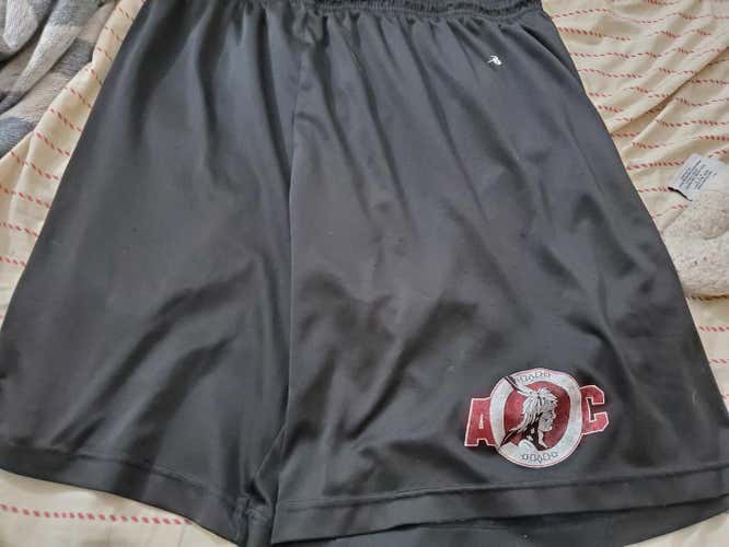 Onondaga athletic club Black Used Adult Men's 34 Shorts