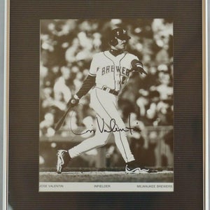 Signed Picture Jose Valentin