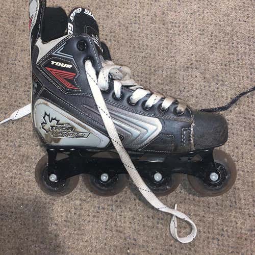 Senior Tour Code 909 D&R (Regular) Size 10 Inline Skates