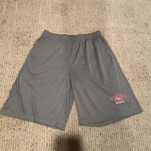 St. Cloud State University Huskies Shorts Adult L