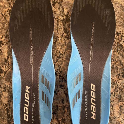 Used Bauer Speed Plate 2.0 Size 9 Hockey Skates