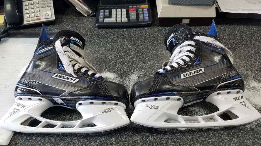 Senior Used Bauer Nexus Freeze Pro Hockey Skates D&R (Regular) Size 7 NO STEEL !