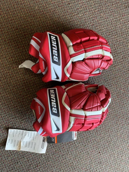 Red New Bauer Vapor XXXX 15" Gloves