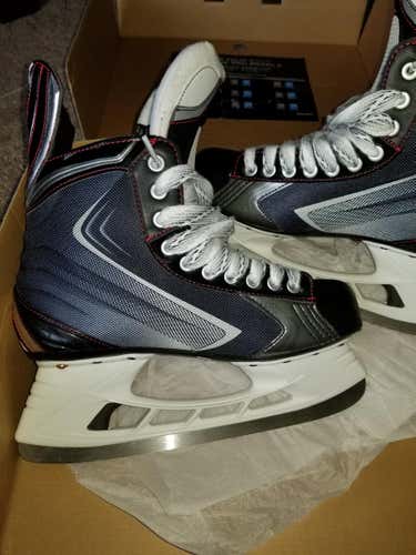 New Bauer Vapor X70 Hockey Skates D&R (Regular) SR Size 7.5