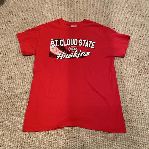 St. Cloud State University Huskies Shirt Adult S