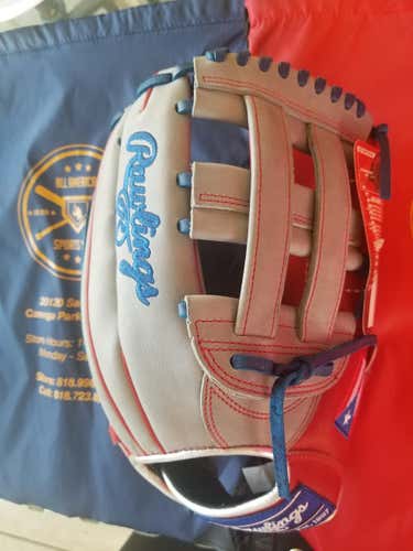 New High School/College Rawlings Right Handed Outfield Heart of the Hide Baseball Glove 12.75"