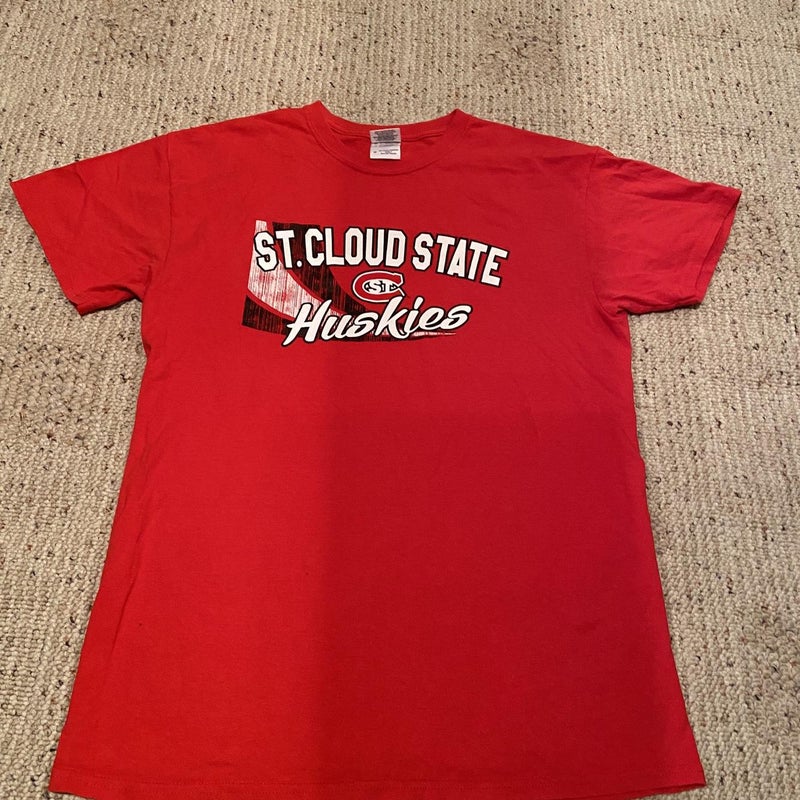 St. Cloud State University Huskies Shirt Adult M