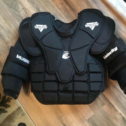 Senior Used Large Vaughn 7000 Goalie Chest Protector Pro Stock