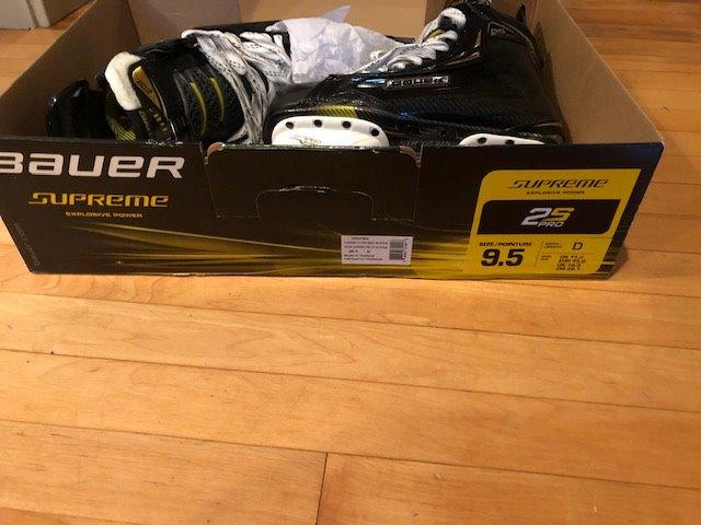 Senior New Bauer Supreme 2S Pro Hockey Skates D&R (Regular) Size 9.5