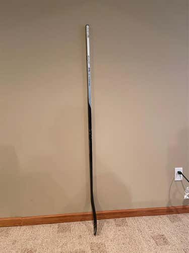Easton V9E Elite Edition Stick Left Intermediate 65 Flex Mid