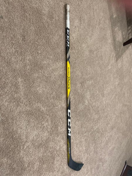 Used Right Handed Super Tacks Toe Hockey Stick