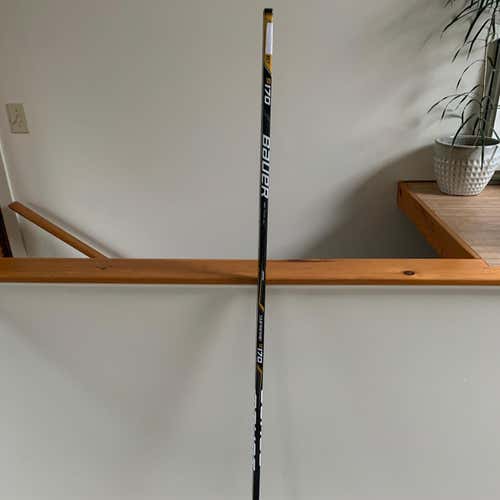 New! Never Used!  Supreme S170 One Piece - Senior - LH - P88 Pattern - 77 Flex