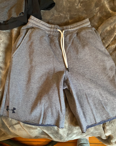 Under Armour Men's Fleece Shorts Medium
