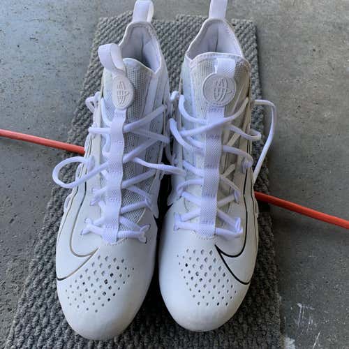 Adult 12 (Women's 13) Nike