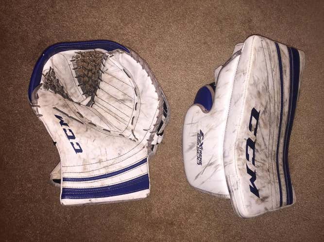 CCM Extreme Flex 500 Goalie Glove & Blocker Set Regular Senior White Blue