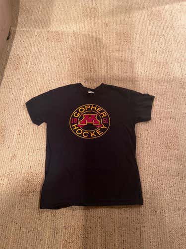 University Of Minnesota Golden Gophers Hockey Shirt Adult M