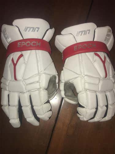 Custom Epoch Integra LE 13’ Gloves (Team Minnesota) *GREAT CONDITION*