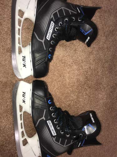 Bauer Nexus 6000 Skates w/ Skate Guards Size 8 *GREAT CONDITION