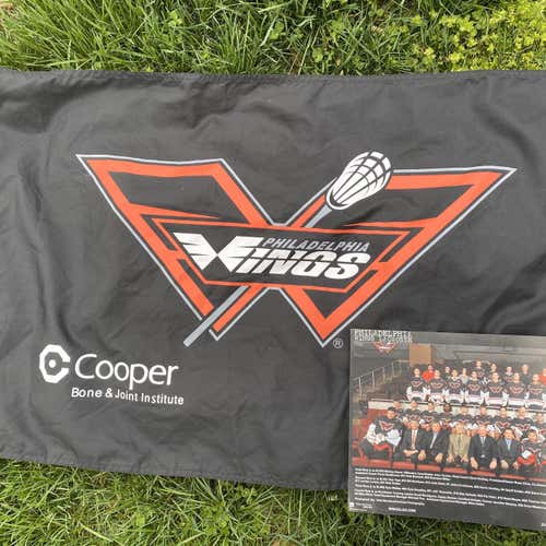 WINGS Box Lacrosse Original Banner Flag With Team Photo 2010