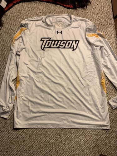 Towson XL Under Armour Long Sleeve