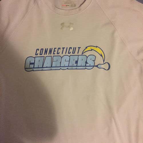 White Men's Large Under Armour Shirt