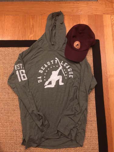 Da Beauty League Large Long Sleeve Hoodie w Hat Combo