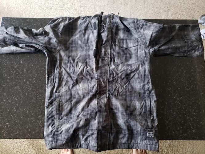 New Nike Snowboard Jacket (large) - storm fit (will entertain offers)