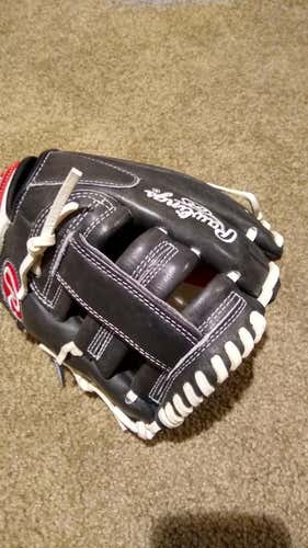 Black New High School/College Rawlings Right Handed Infield Gold Glove Baseball Glove 11"
