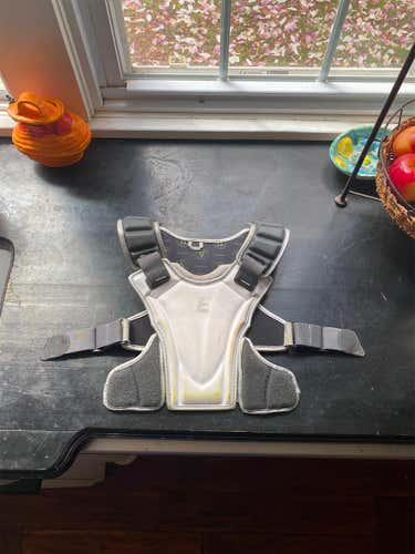 Medium Epoch Integra Shoulder Pads