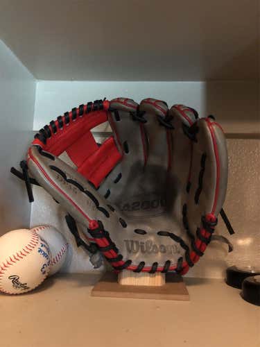 Gray New Infield A2000 DP15 11.5" Baseball Glove